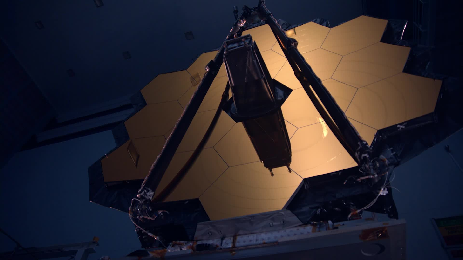 Thumbnail image for STEM in 30 - HubbleWebb